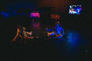 Obra "(DES)CONSERTEM os seus cor-ações" encenada no CRD em 6 de novermbro de 2025. Foto: Carlos Spinello