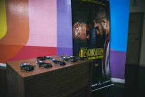 Obra "(DES)CONSERTEM os seus cor-ações" encenada no Centro Cultural Olido em 8 de novembro de 2025. Foto: Carlos Spinello