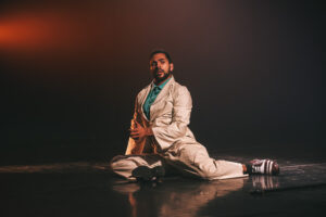 Obra "(DES)CONSERTEM os seus cor-ações", encenada no Centro Cultural Olido em 8 de novembro de 2025. Foto: Carlos Spinello