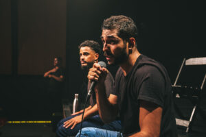 Obra "(DES)CONSERTEM os seus cor-ações", encenada no Centro Cultural Olido em 8 de novembro de 2025. Foto: Carlos Spinello