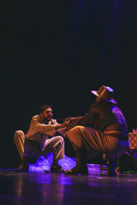 Obra "(DES)CONSERTEM os seus cor-ações", encenada em Salto (SP) em 10 de novembro de 2025. Foto: Carlos Spinello