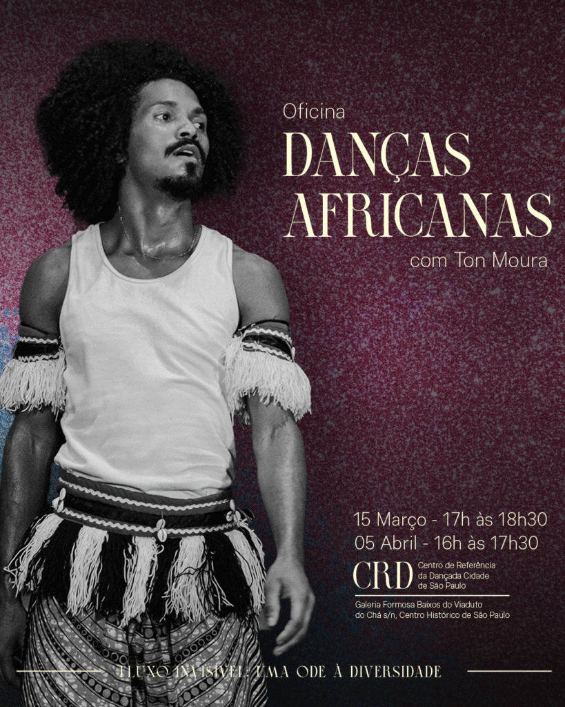 Card de divulgação no Instagram mostra o artista Ton Moura em pé, frente para a câmera. Ele está sorrindo olhando para a sua esquerda e está levemente suado. Tem cabelos cacheados, bigode e cavanhaque.  Usa adereços que remetem à herança cultural africana nos braços e na cintura. O fundo da imagem contém as cores azul e roxo, da identidade visual do projeto Fluxo Invisível. O card ainda contém as informações da oficina do artista.